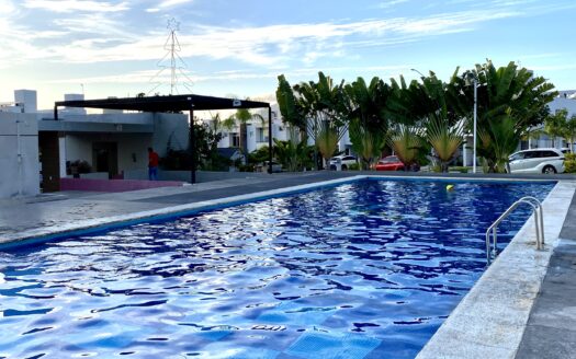Vive seguro en Coto Villas del Mar Manzanillo